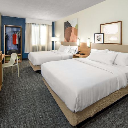 Spark By Hilton Rochester University Area 외부 사진
