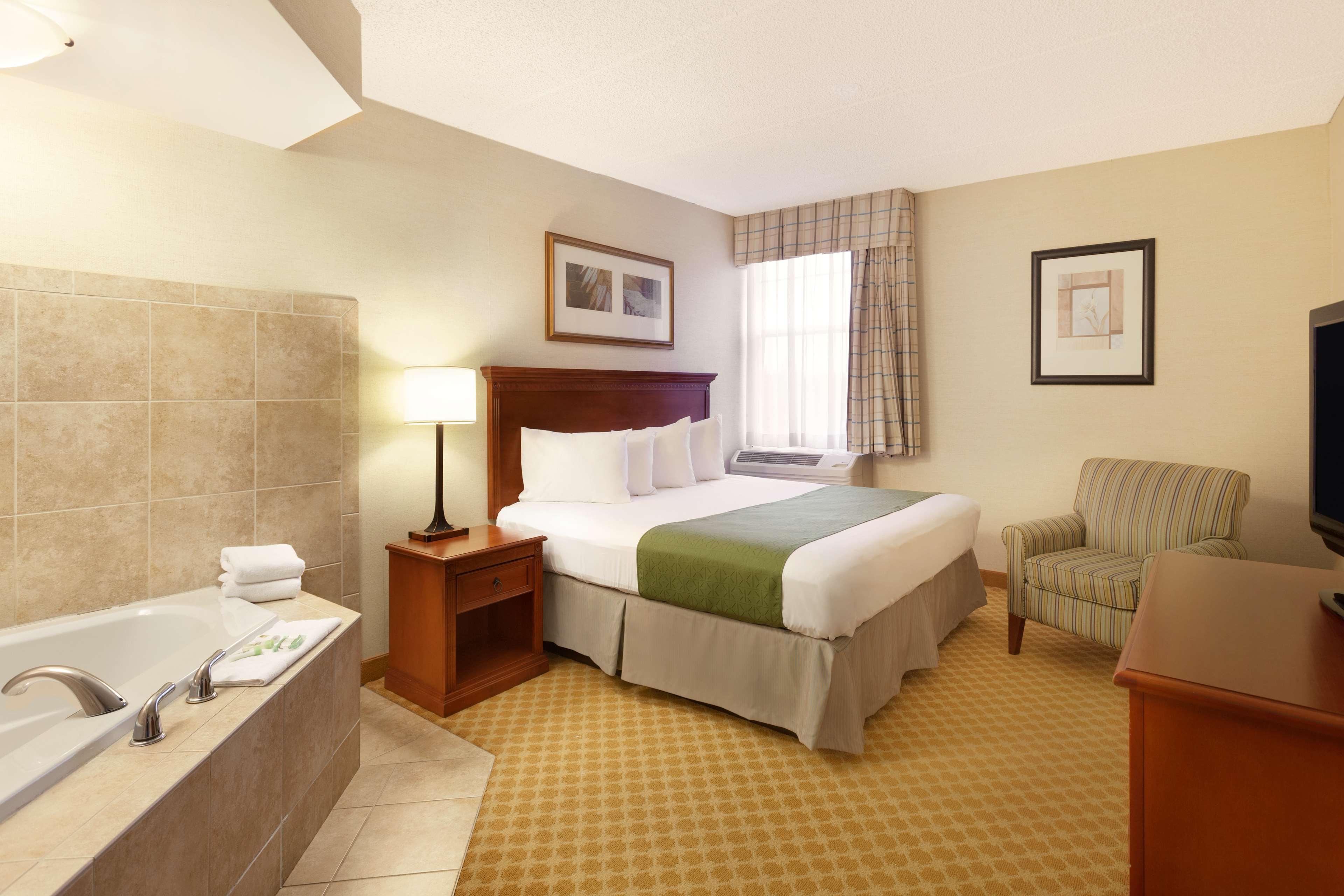 Spark By Hilton Rochester University Area 외부 사진