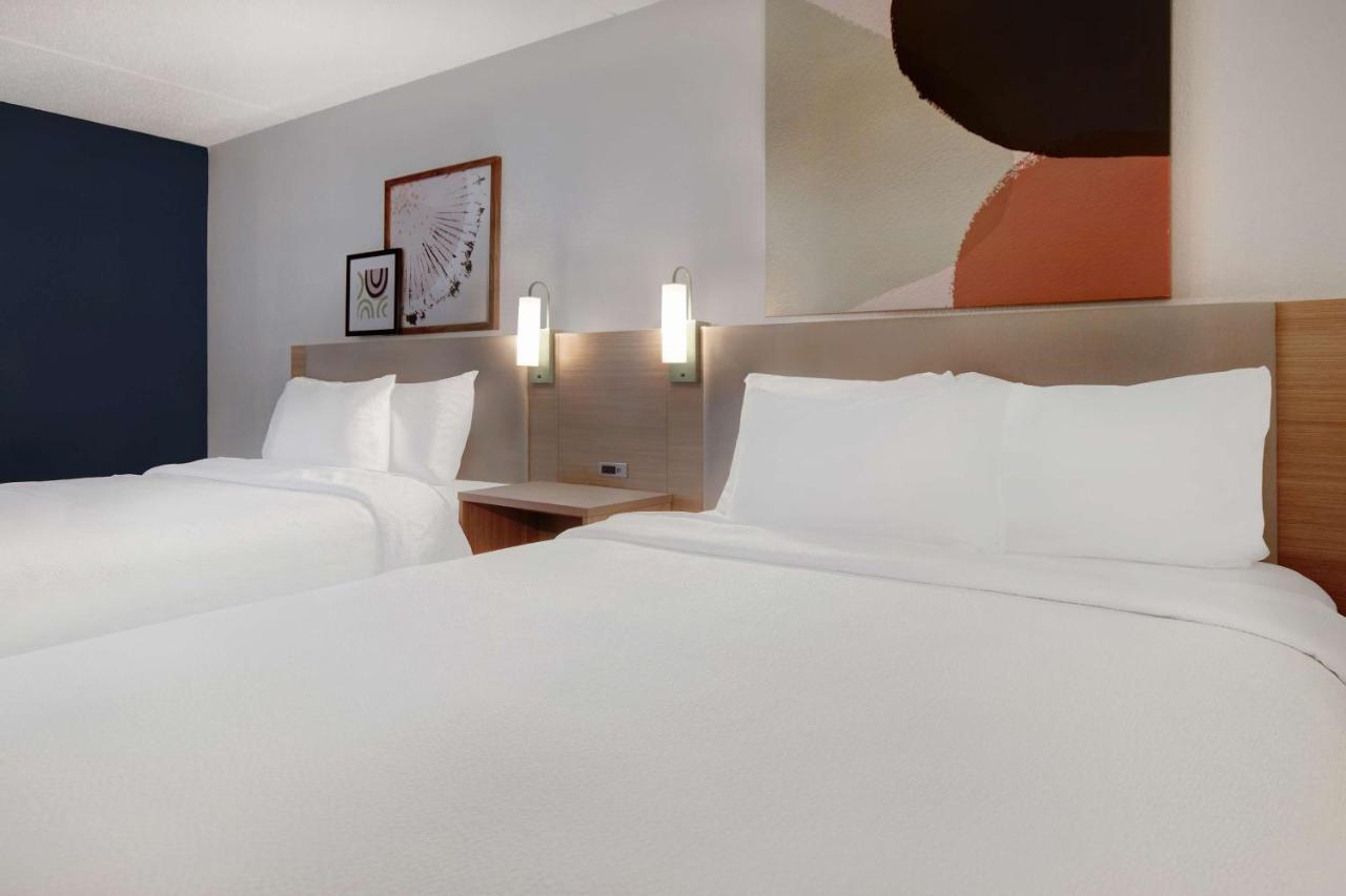 Spark By Hilton Rochester University Area 외부 사진