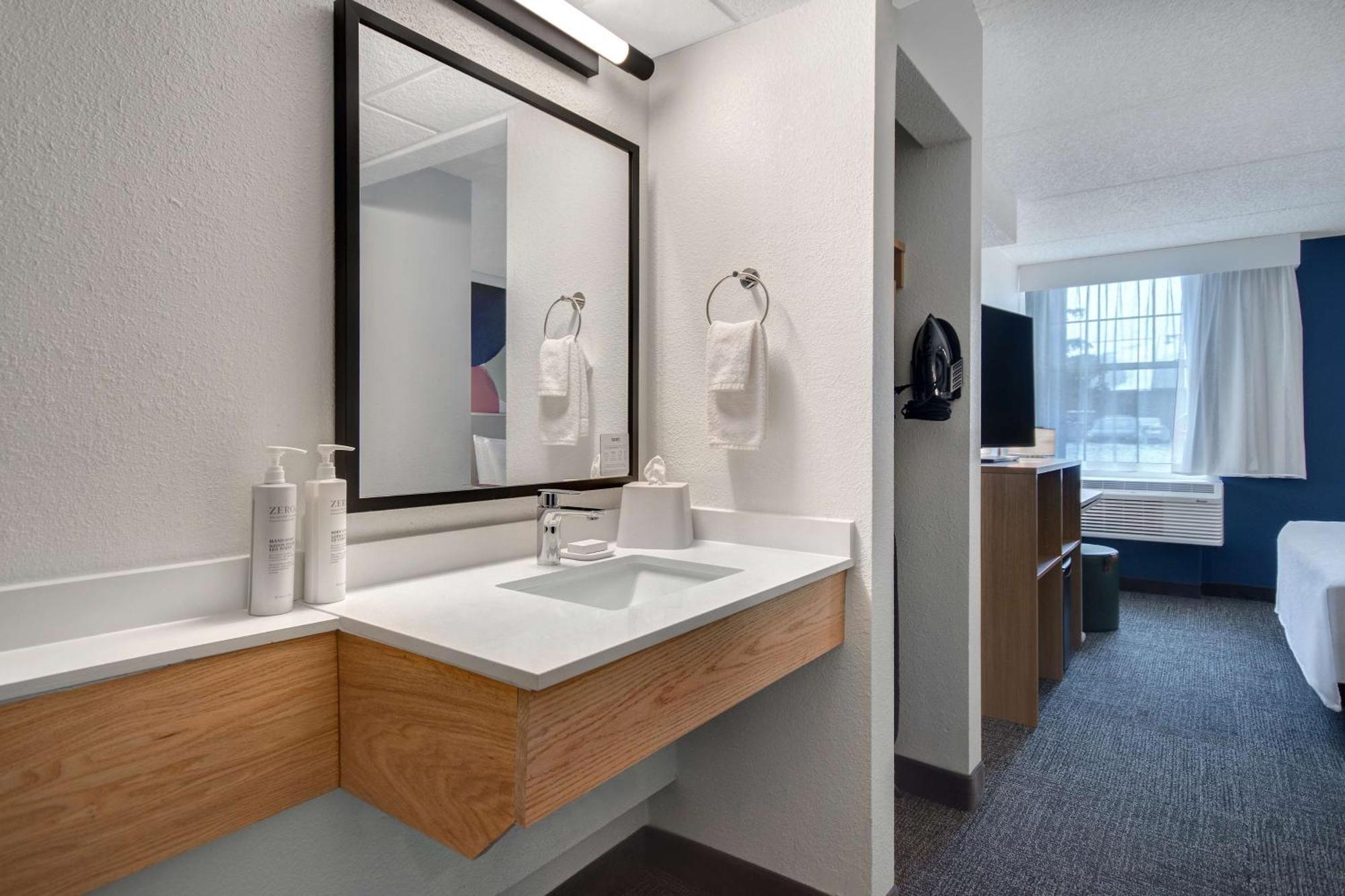 Spark By Hilton Rochester University Area 외부 사진